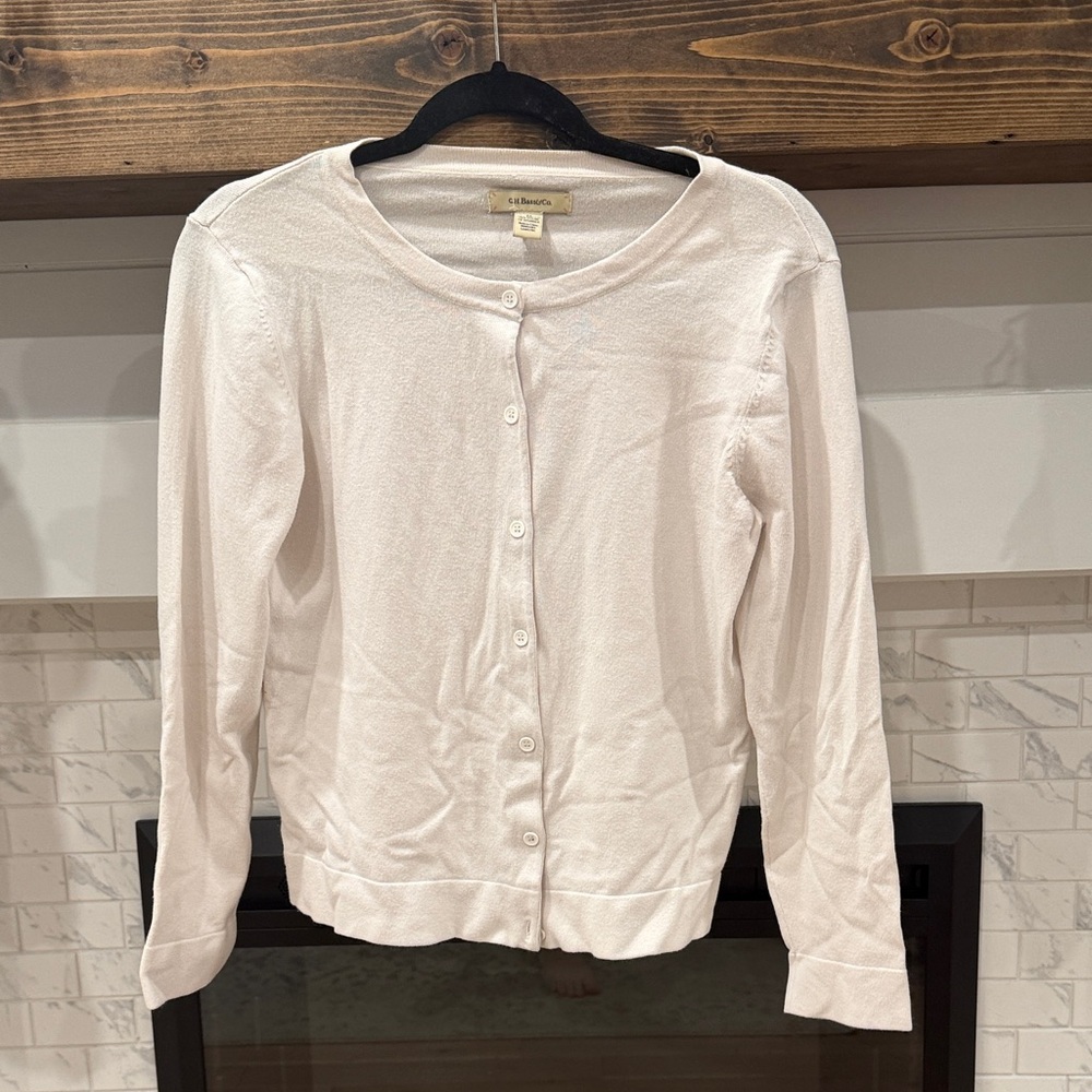 G.H. Bass & Co. Cream Button-Up Top 3 for $20